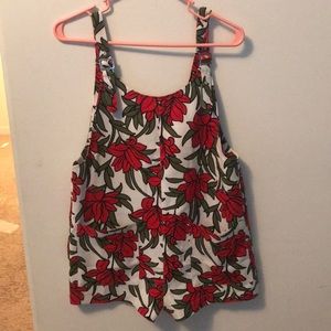 Medium floral print romper. Only worn once!